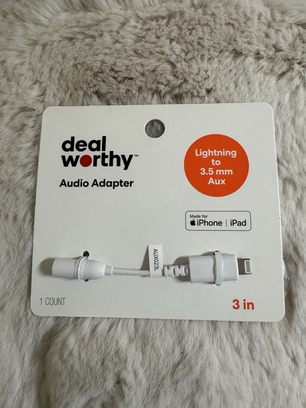 Deal Worthy Connector to 3.5mm Aux Headphone Jack Audio Adapter New